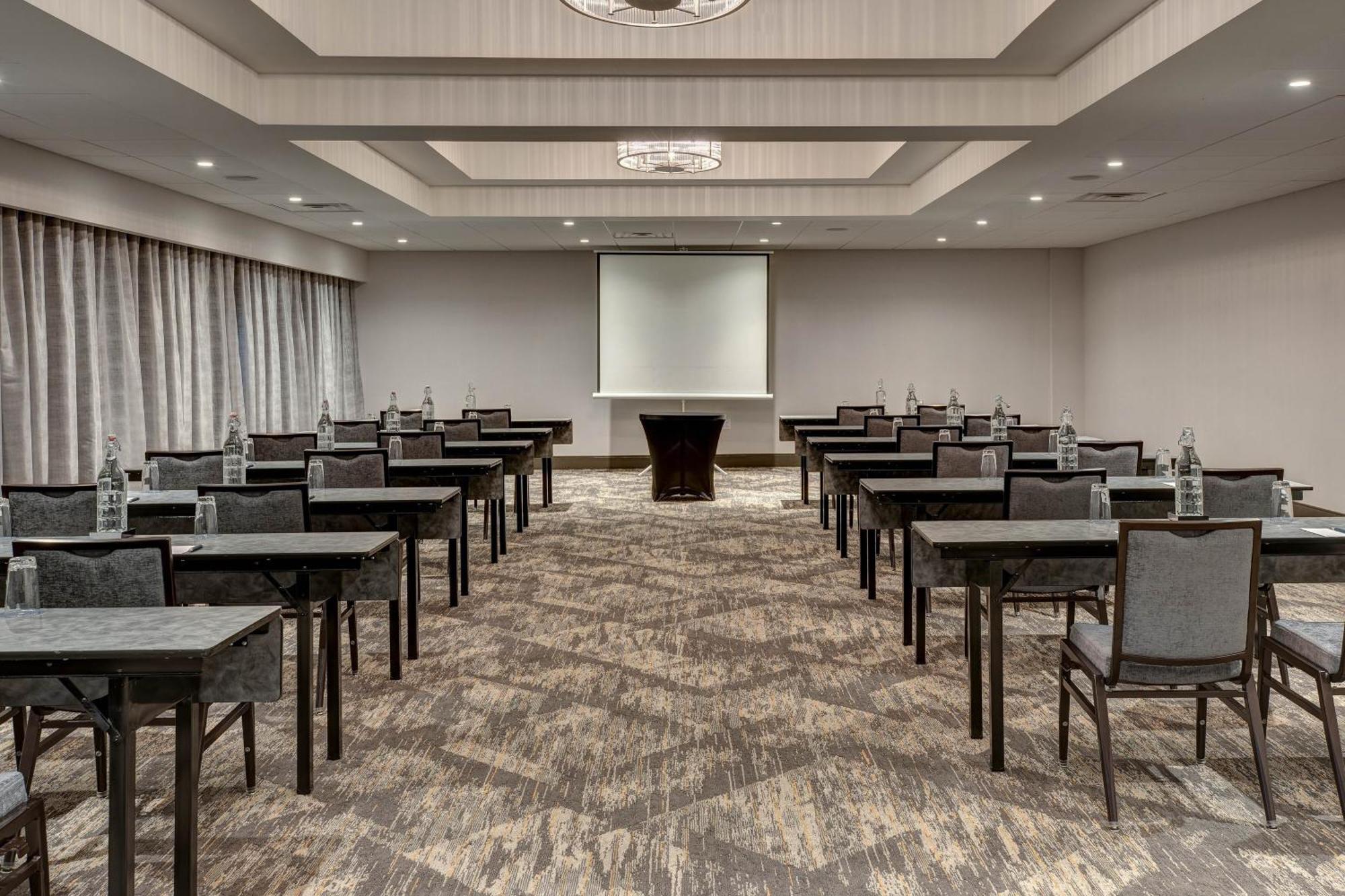 Sheraton Eatontown Hotel Εξωτερικό φωτογραφία